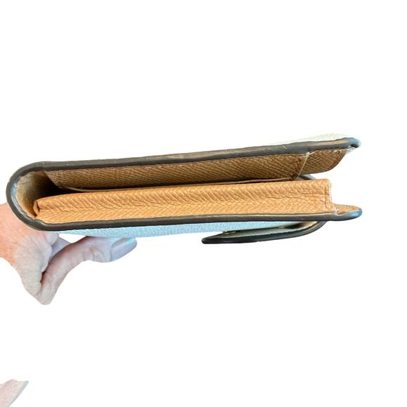 COACH The Phone Wallet Bi Fold Crossgrain Leather Chalk White/Camel Women’s NWOT - Picture 9 of 15